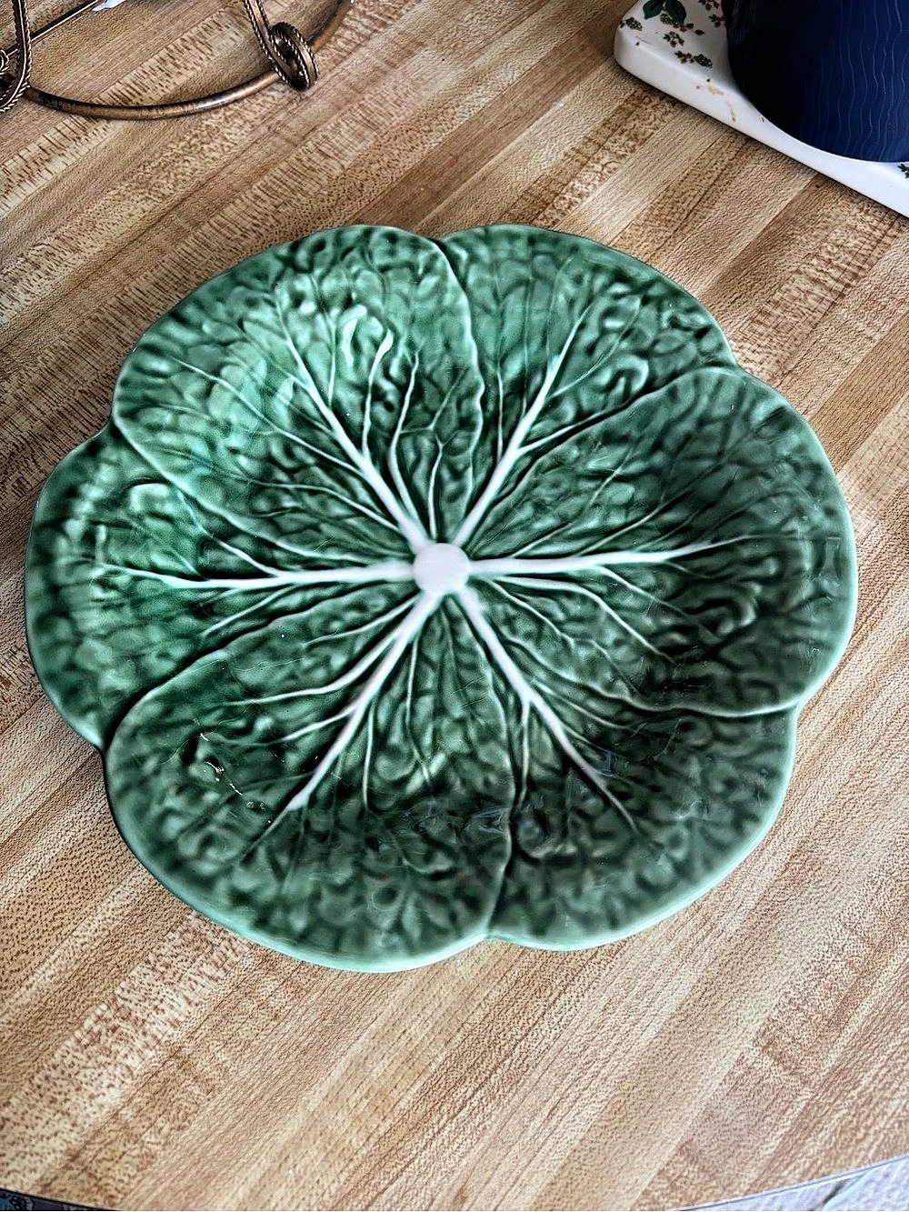 Bordallo Pinheiro Cabbage Green Salad Plate Green Serveware